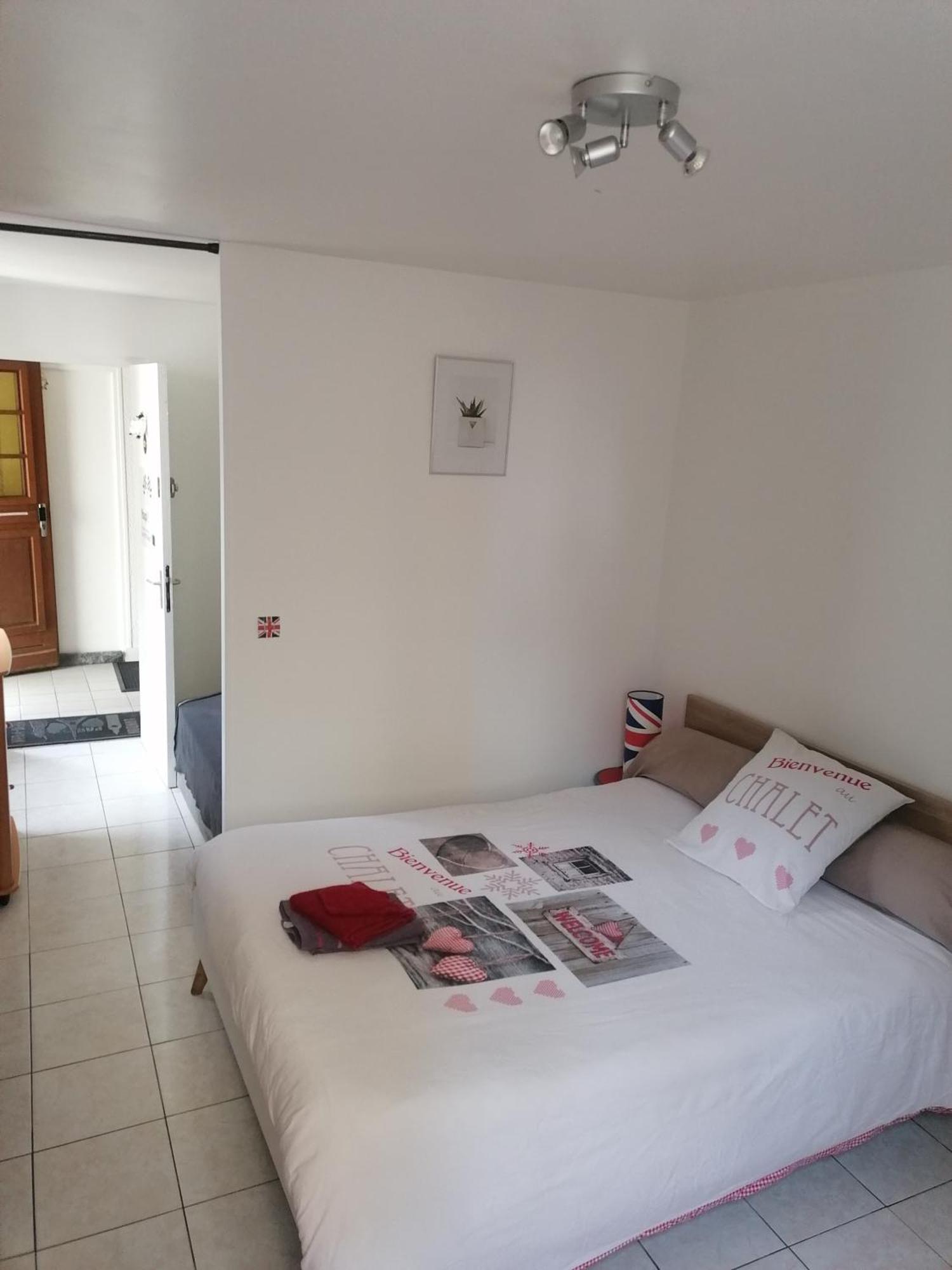 Le Petit Chalet -Appartement Proche De La Vieille Ville , Du Centre Ville Et Du Tram- Petit Dejeuner Offert Le Mans Bagian luar foto